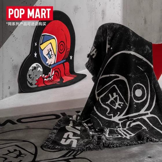 POPMART泡泡玛特MEGA SPACE MOLLY 你好，月亮 盖毯